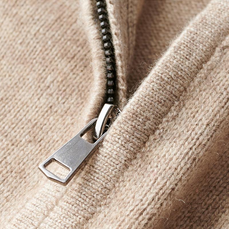 Herren Pullover mit Halbem Reißverschluss - Modern und Funktional